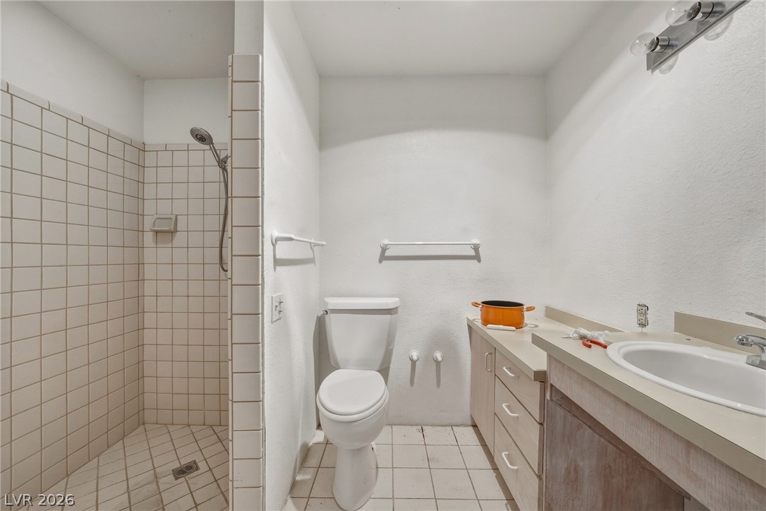 Photo 22 of 38, 4910 Mankins Street