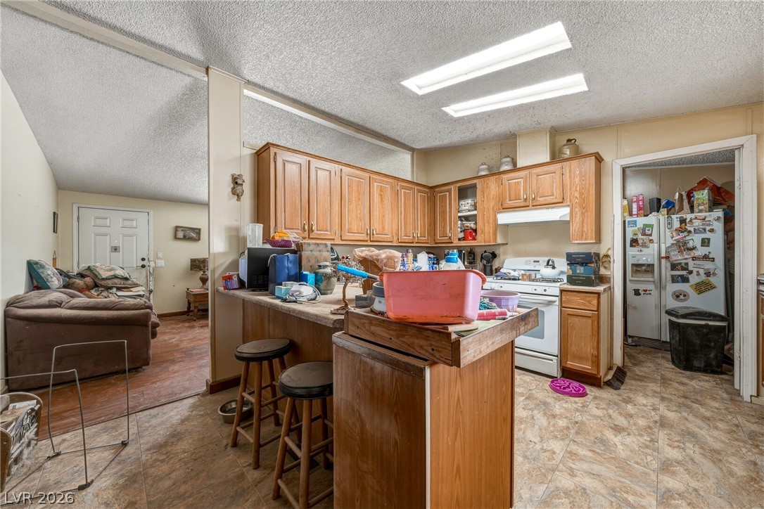 Photo 14 of 38, 4910 Mankins Street