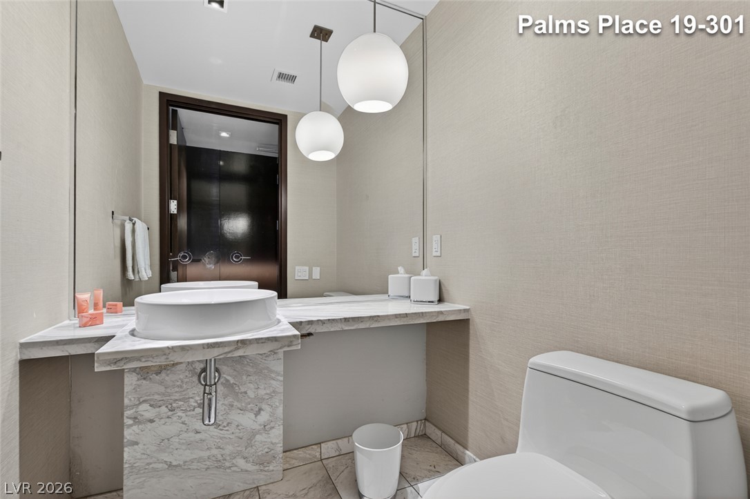 Photo 40 of 54, 4381 W Flamingo Road #1901