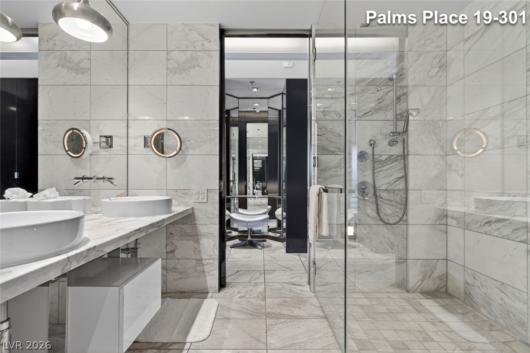 Photo 45 of 54, 4381 W Flamingo Road #1901
