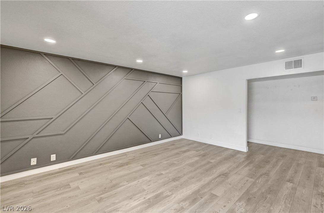 Photo 7 of 55, 5404 River Glen Drive #362