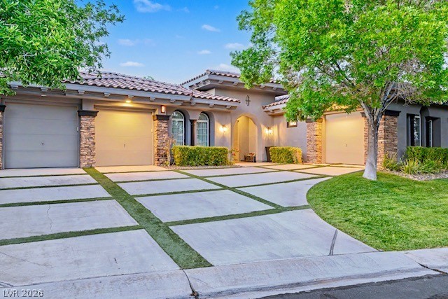 Photo 3 of 24 Panorama Crest Avenue