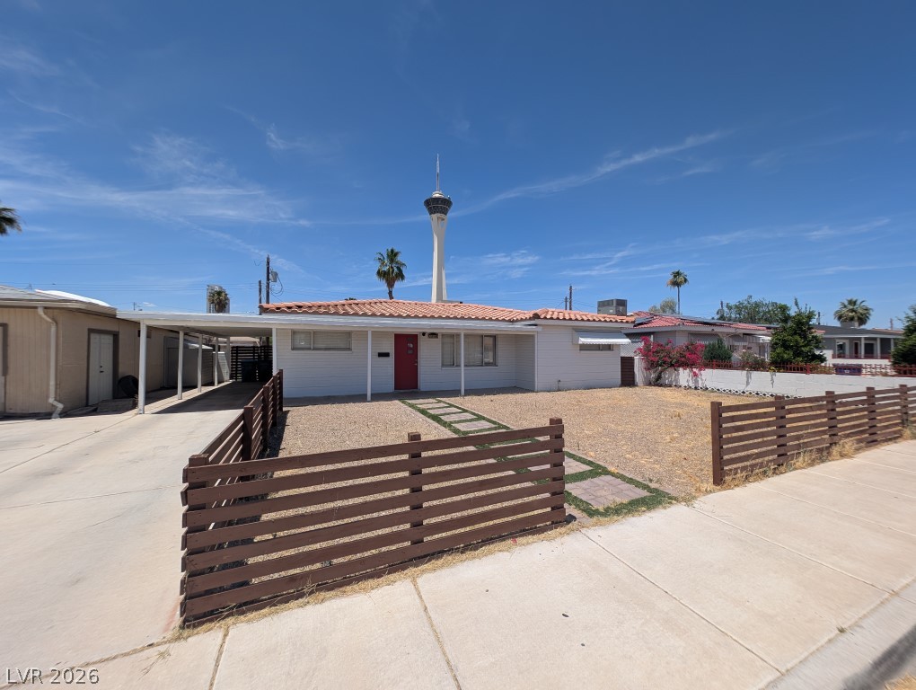 2216 Santa Ynez Drive, Las Vegas 89104