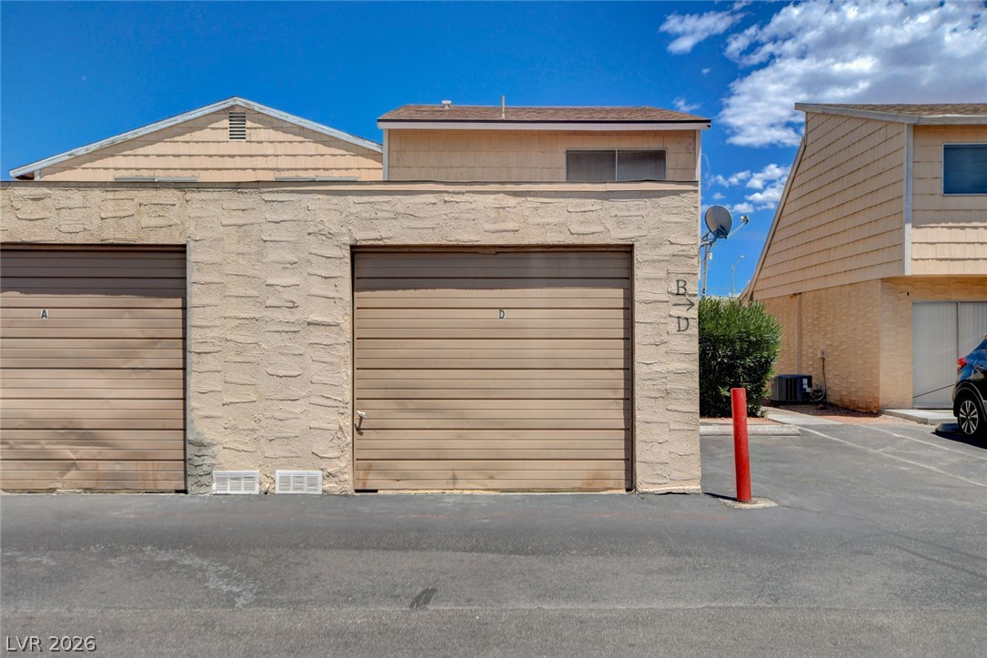 5198 Garden Lane #D, Las Vegas 89119
