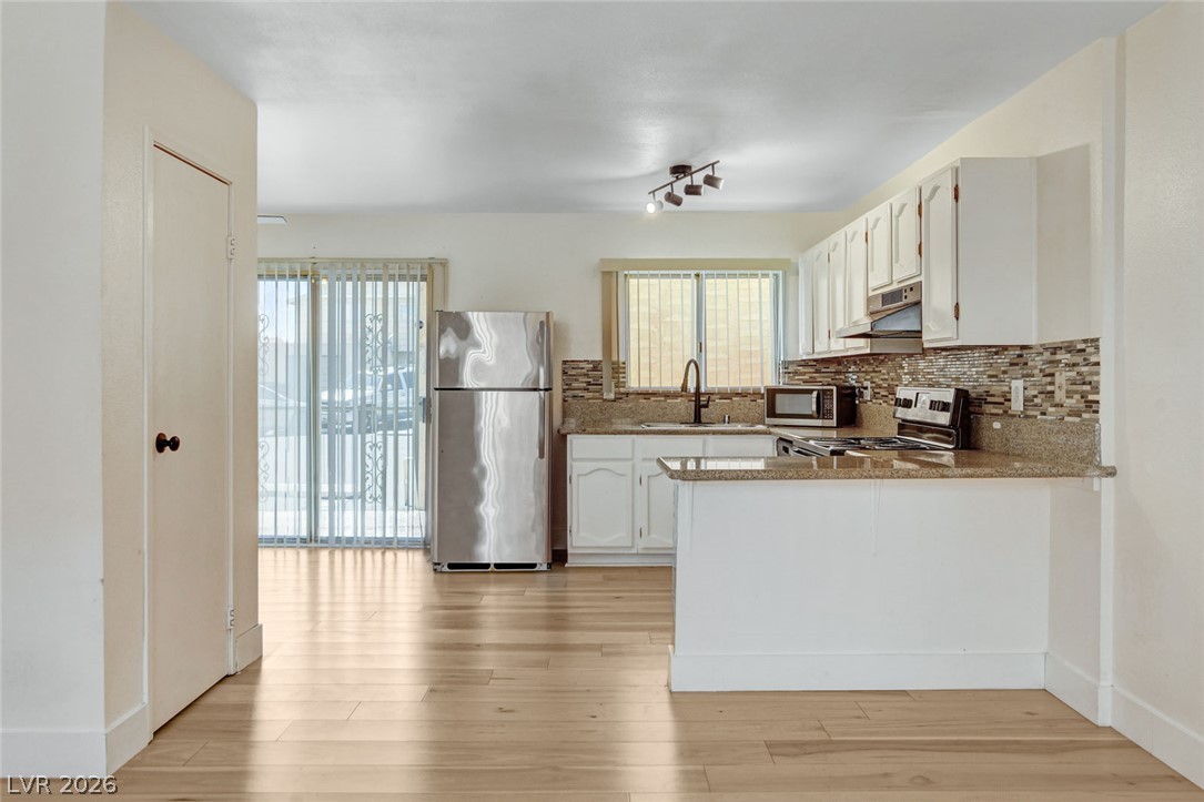 Photo 9 of 27, 5198 Garden Lane #D