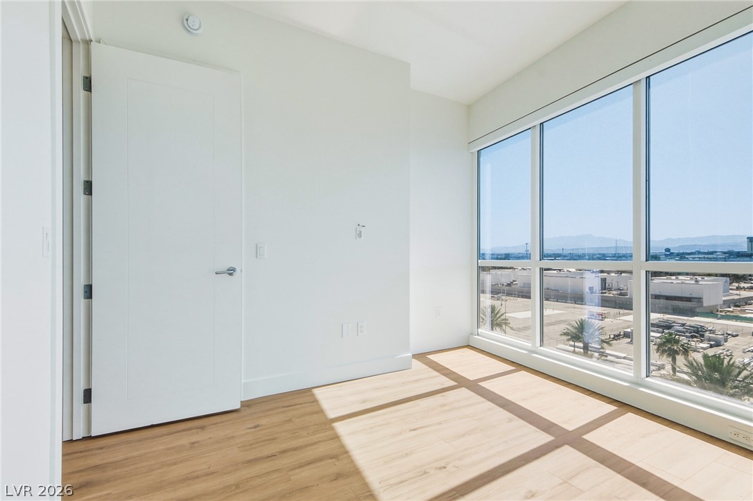 Photo 14 of 47, 4575 Dean Martin Drive #708