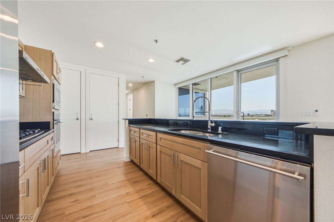 Photo 7 of 47, 4575 Dean Martin Drive #708