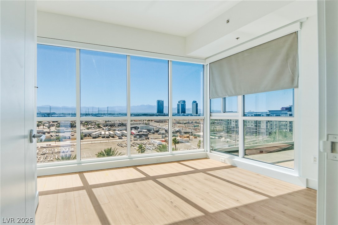 Photo 12 of 47, 4575 Dean Martin Drive #708