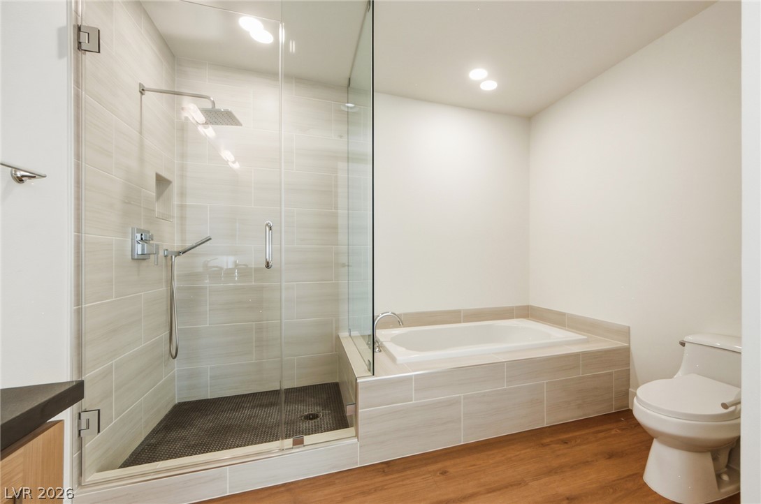 Photo 22 of 47, 4575 Dean Martin Drive #708
