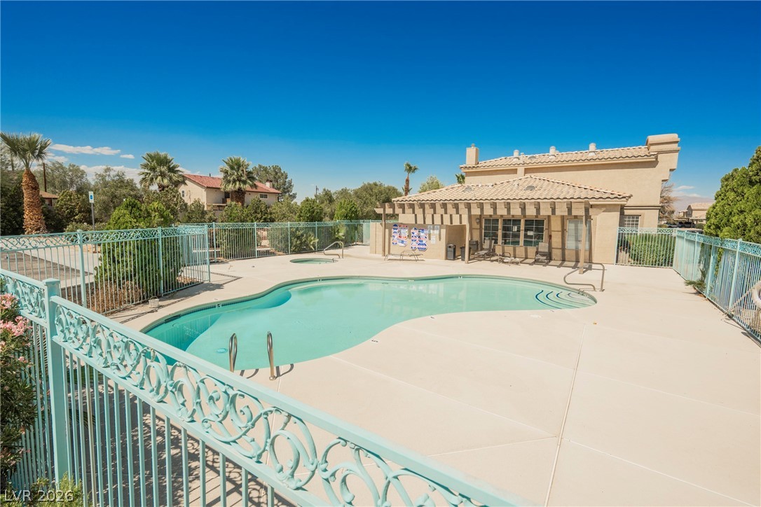 Photo 4 of 1401 N Michael Way #118