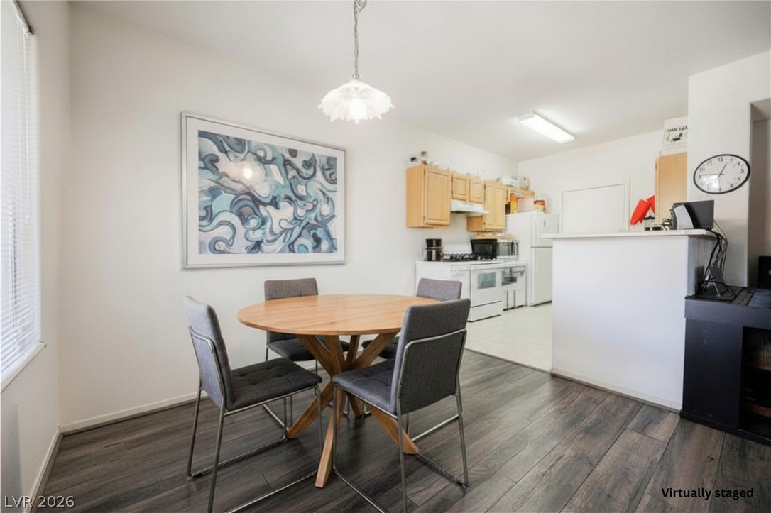 Photo 10 of 24, 1401 N Michael Way #118