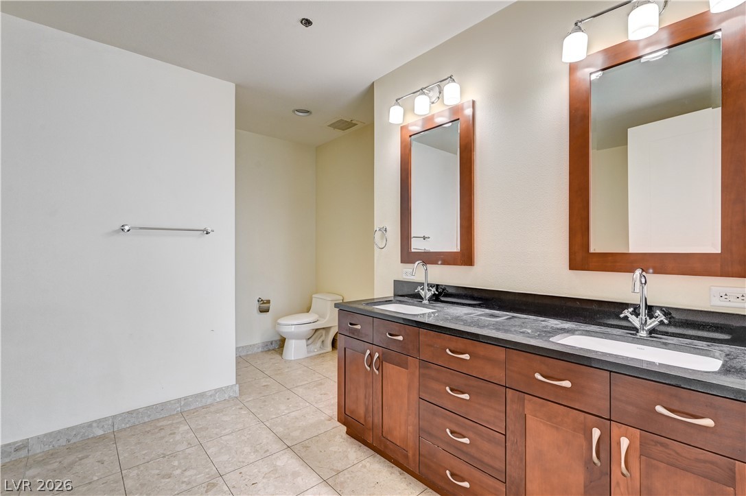 Photo 29 of 56, 4575 Dean Martin Drive #1811