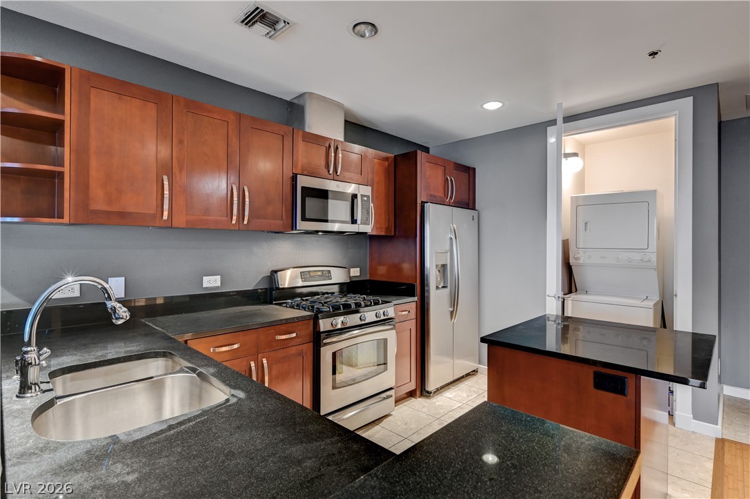 Photo 15 of 56, 4575 Dean Martin Drive #1811