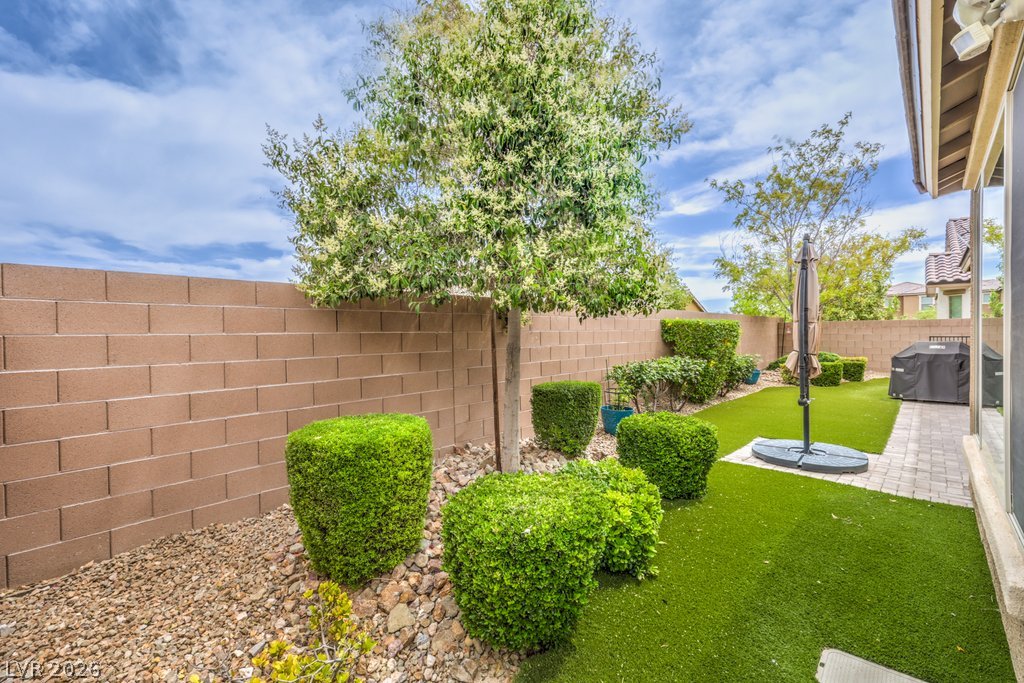 Photo 40 of 58, 9476 Chandler Springs Avenue