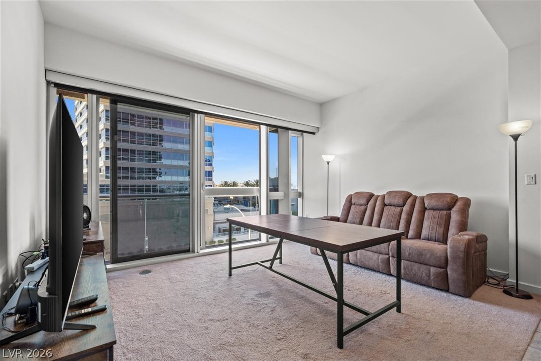 Photo 18 of 33, 4471 Dean Martin Drive #505