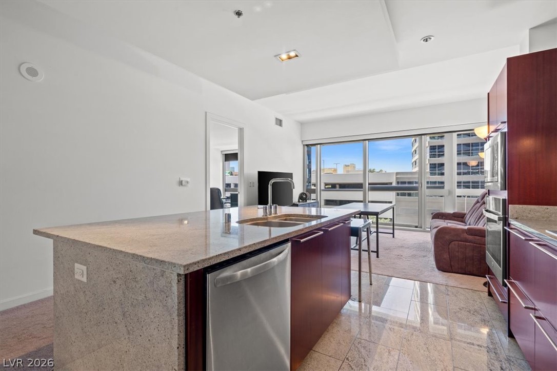 Photo 12 of 33, 4471 Dean Martin Drive #505