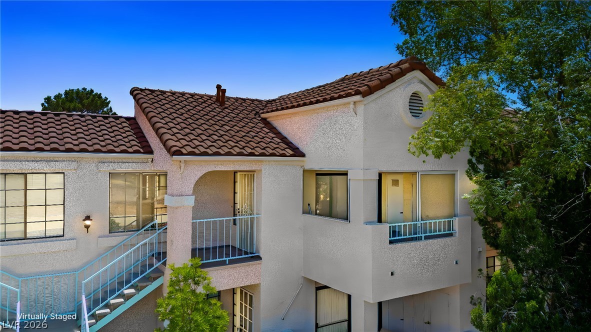 Photo 36 of 46, 4823 S Torrey Pines Drive #203