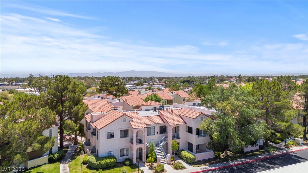 Photo 38 of 46, 4823 S Torrey Pines Drive #203