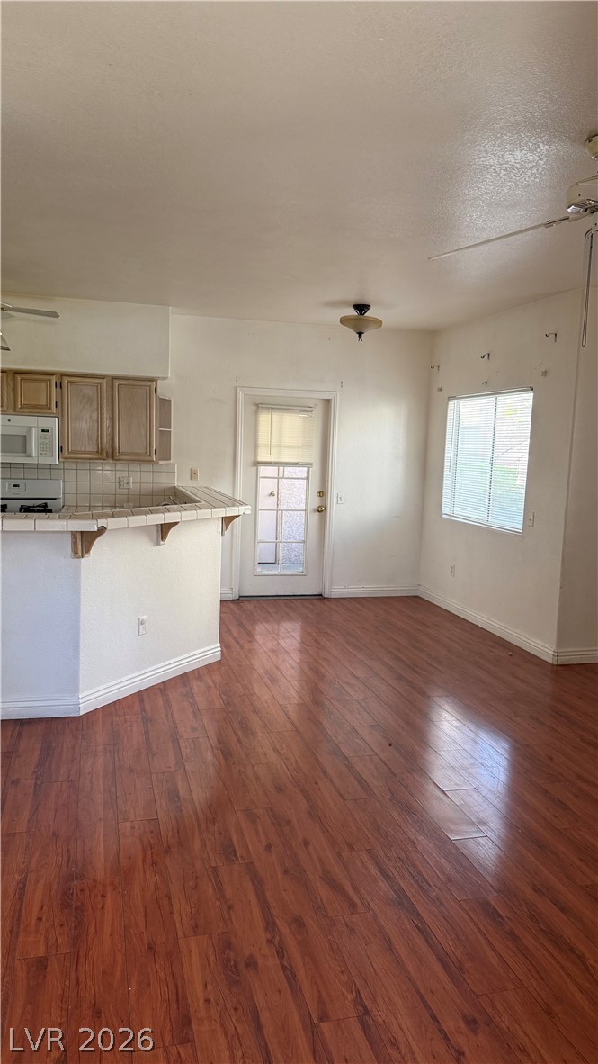Photo 4 of 5225 W Reno Avenue #127
