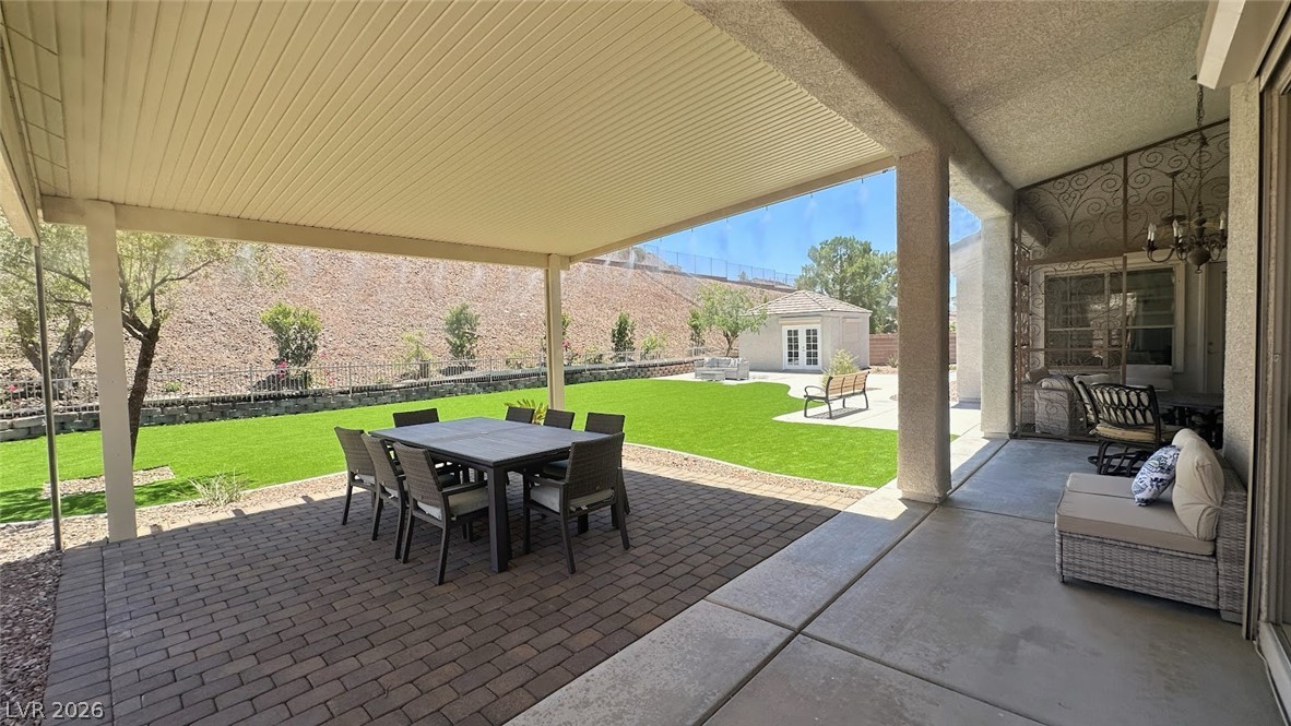 Photo 4 of 948 Sugar Springs Drive