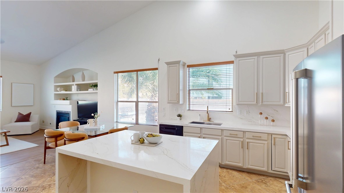 Photo 8 of 64, 948 Sugar Springs Drive