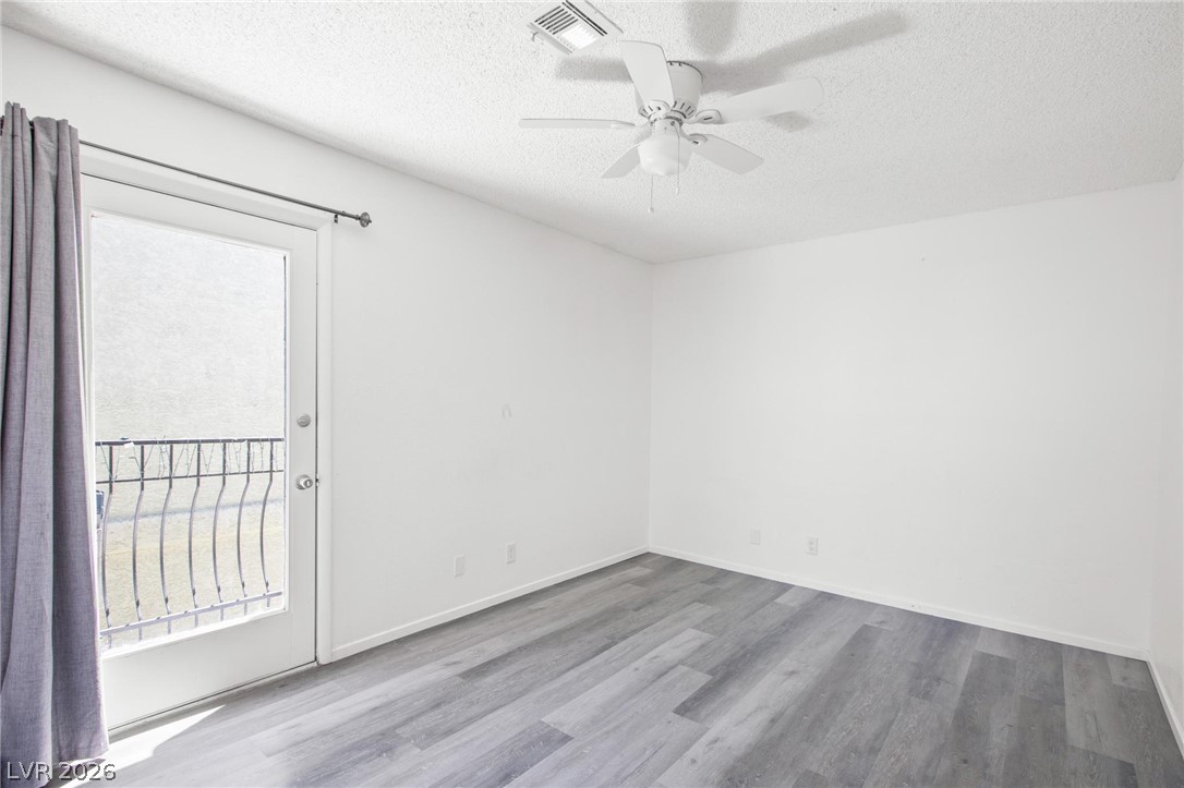 Photo 14 of 26, 7066 Burcot Avenue #59