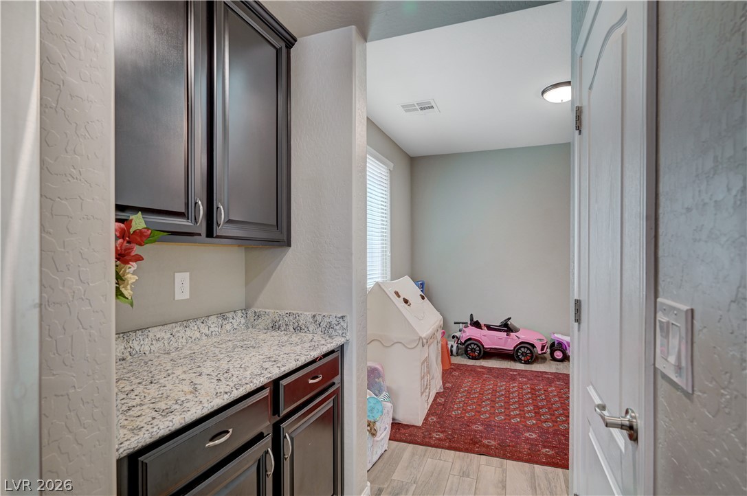 Photo 17 of 58, 7306 Rainford Street