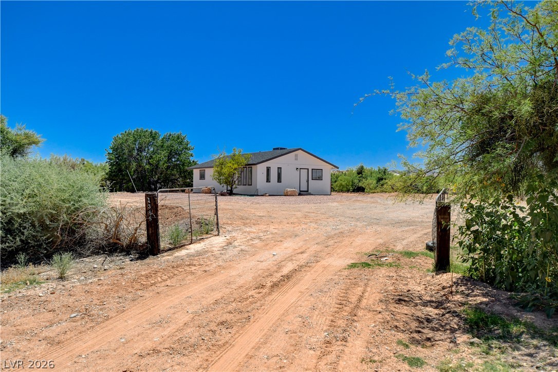 Photo 3 of 1385 S Moapa Valley Boulevard