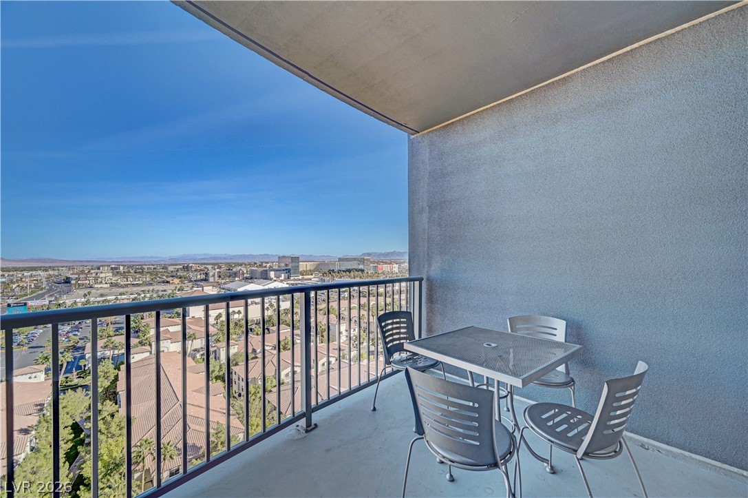 Photo 19 of 28, 211 E Flamingo Road #1211