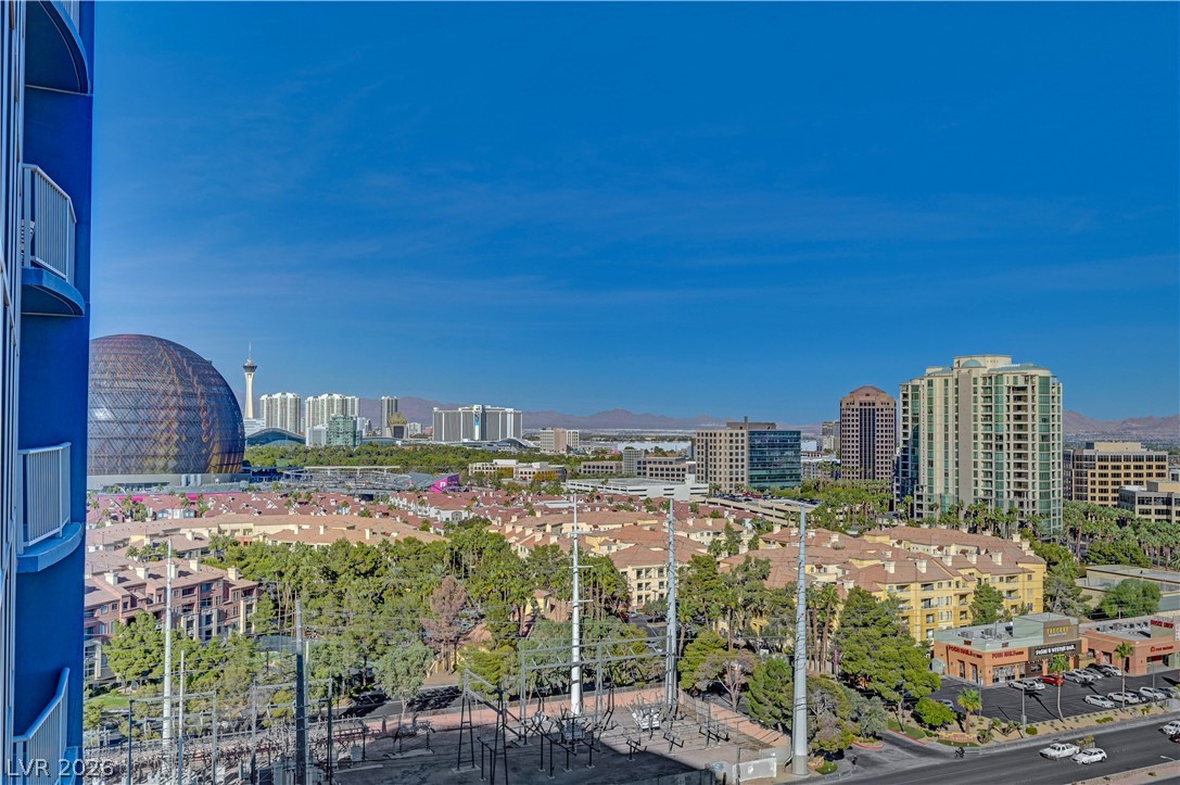 Photo 20 of 28, 211 E Flamingo Road #1211