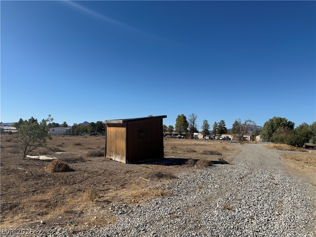 Photo 6 of 17, 1751 Vondell Drive