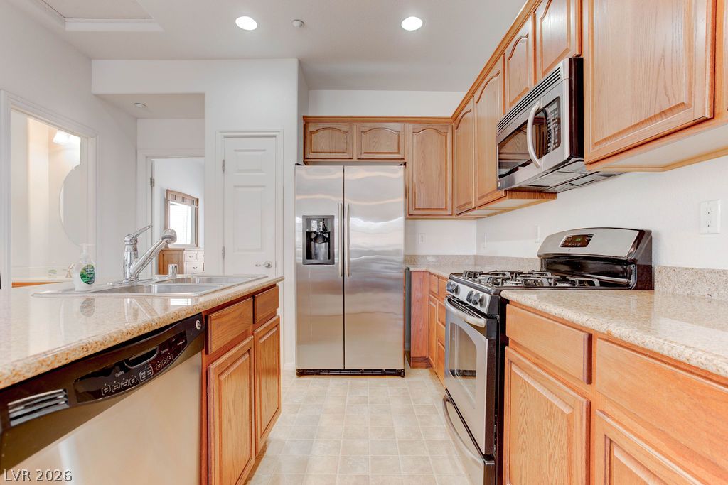 Photo 9 of 32, 9925 Kalahari Court