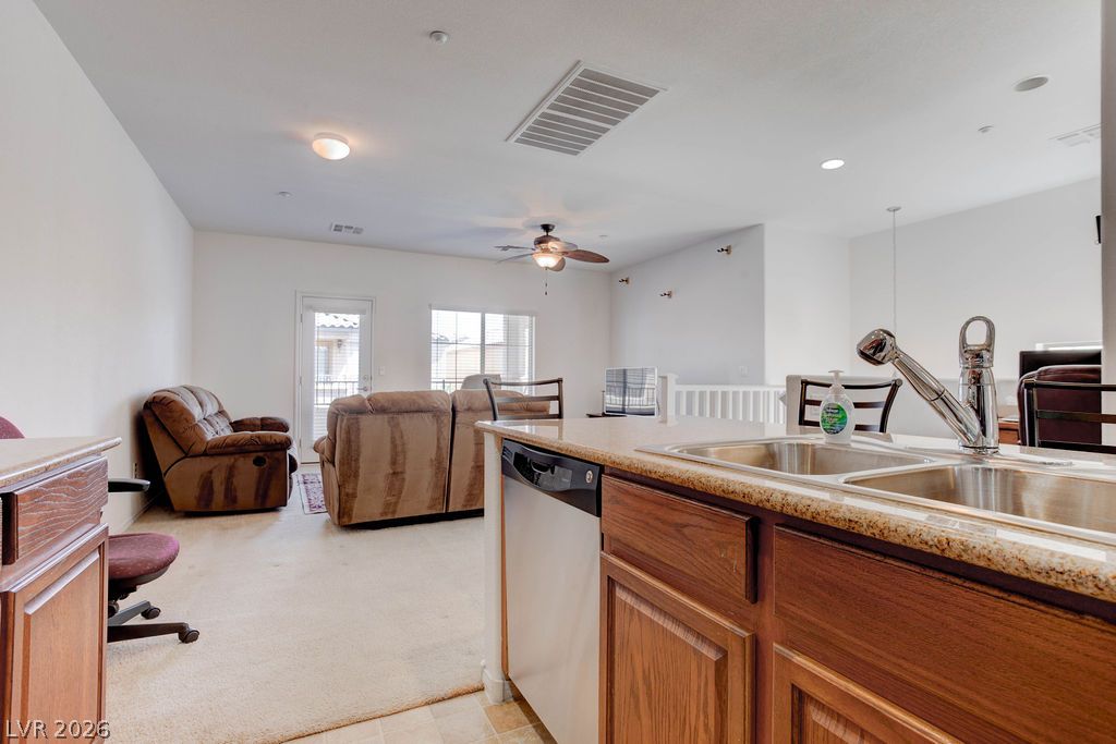 Photo 10 of 32, 9925 Kalahari Court