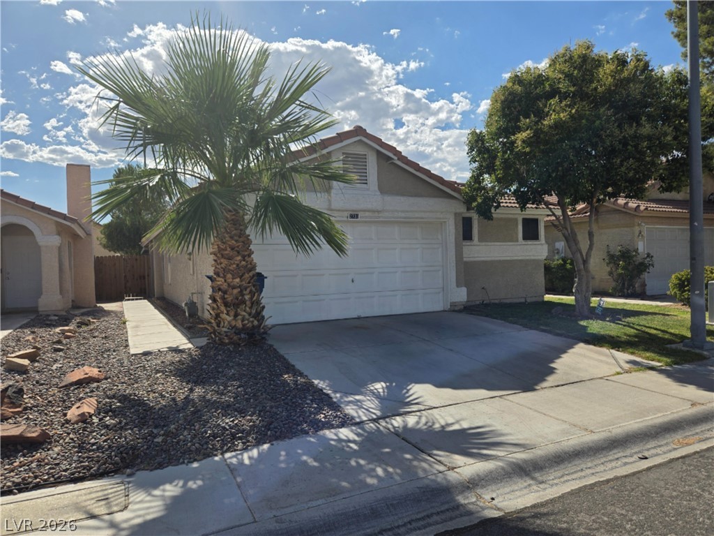 Photo 3 of 2733 Ironside Drive