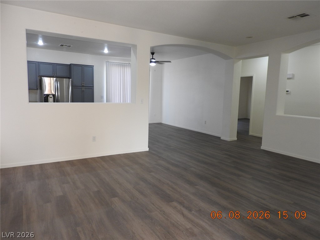 Photo 3 of 5318 Spring Canyon Street