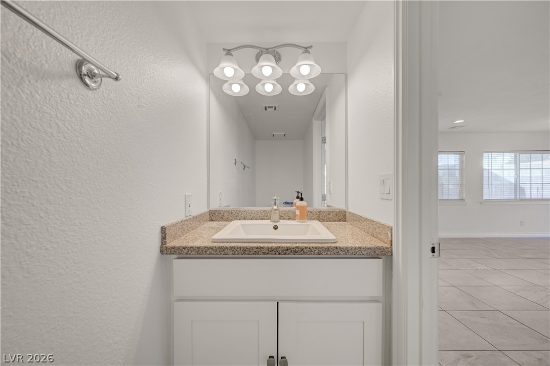 Photo 6 of 50, 6348 COPPERFIELD Avenue
