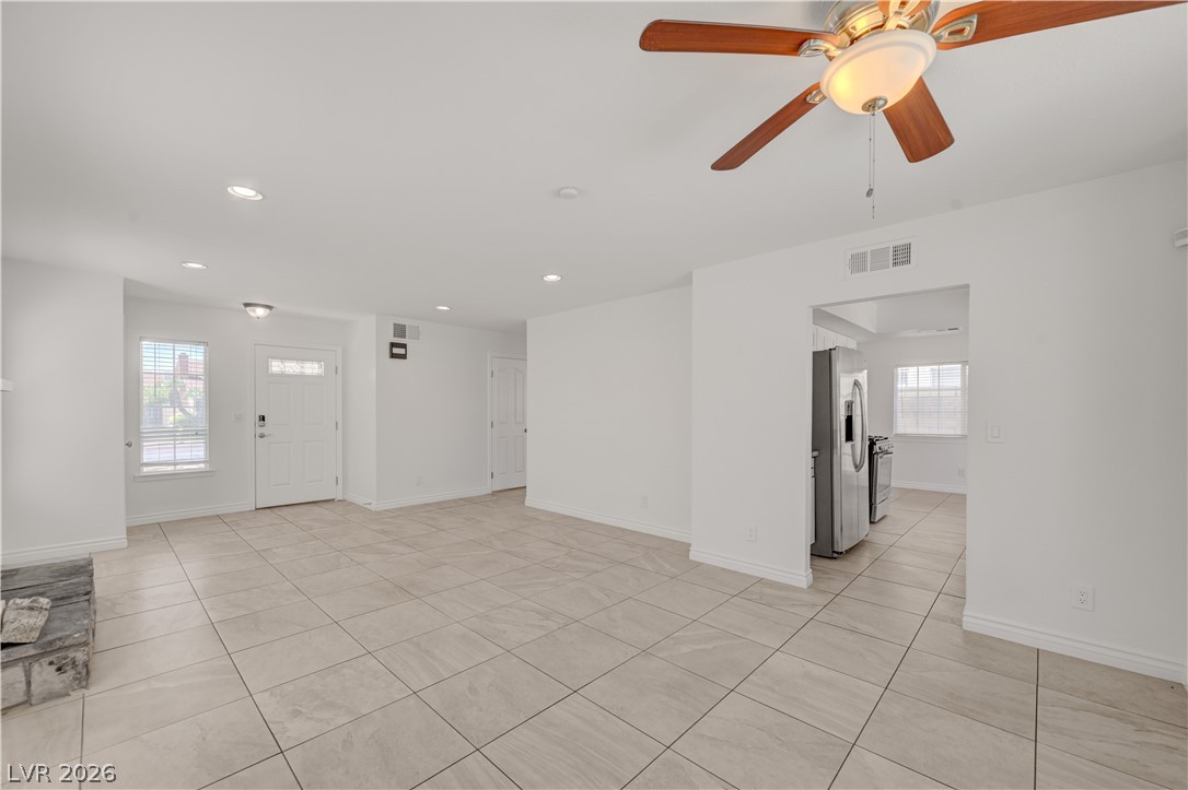 Photo 24 of 50, 6348 COPPERFIELD Avenue