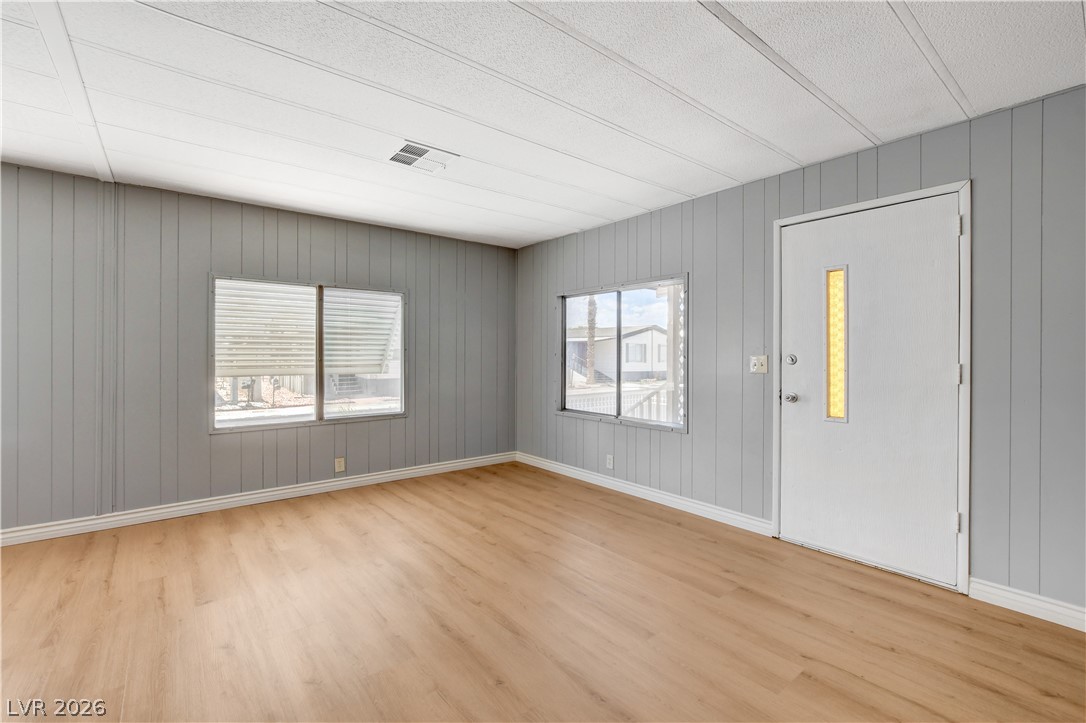 Photo 7 of 55, 3430 Isle Royale Drive