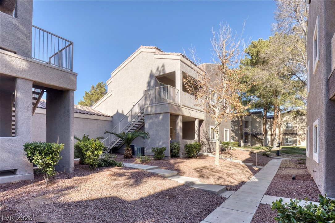 Photo 21 of 30, 5250 S Rainbow Boulevard #1063