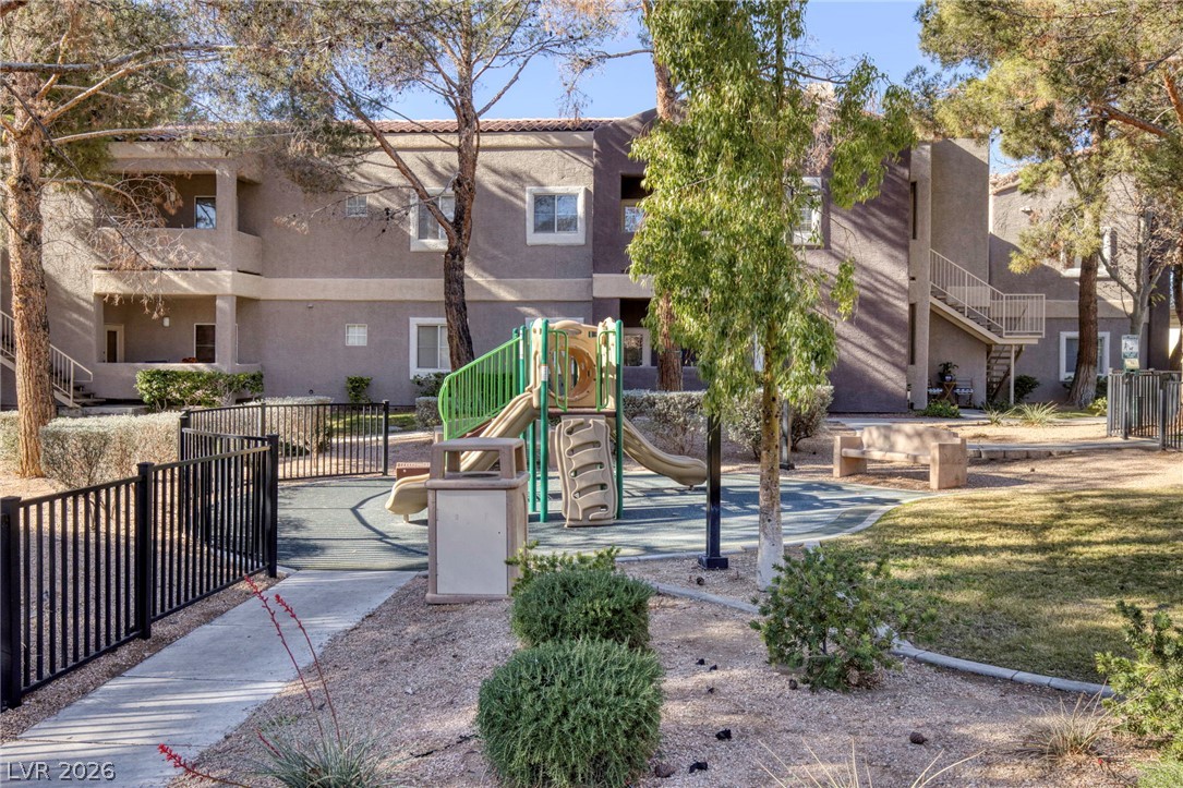 Photo 25 of 30, 5250 S Rainbow Boulevard #1063