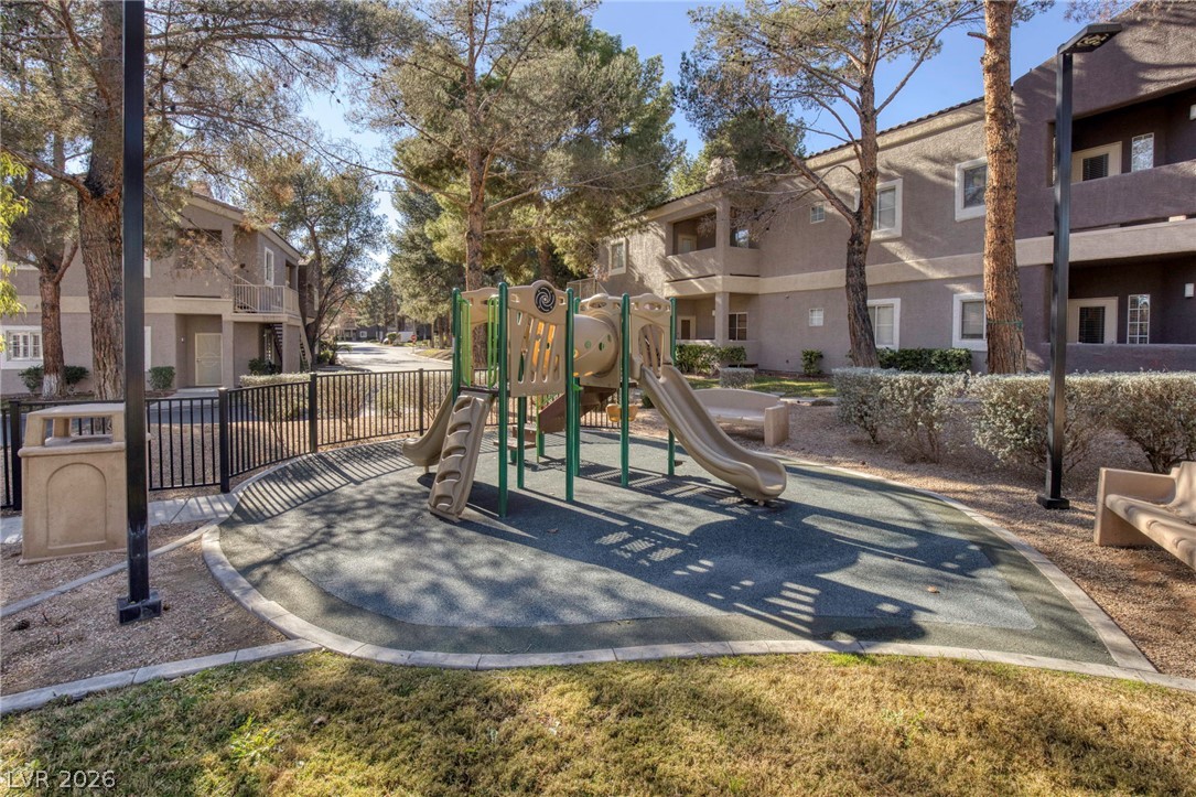 Photo 28 of 30, 5250 S Rainbow Boulevard #1063