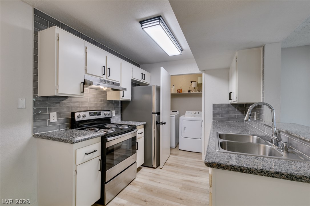 Photo 9 of 19, 5260 Mission Monterey Lane #208
