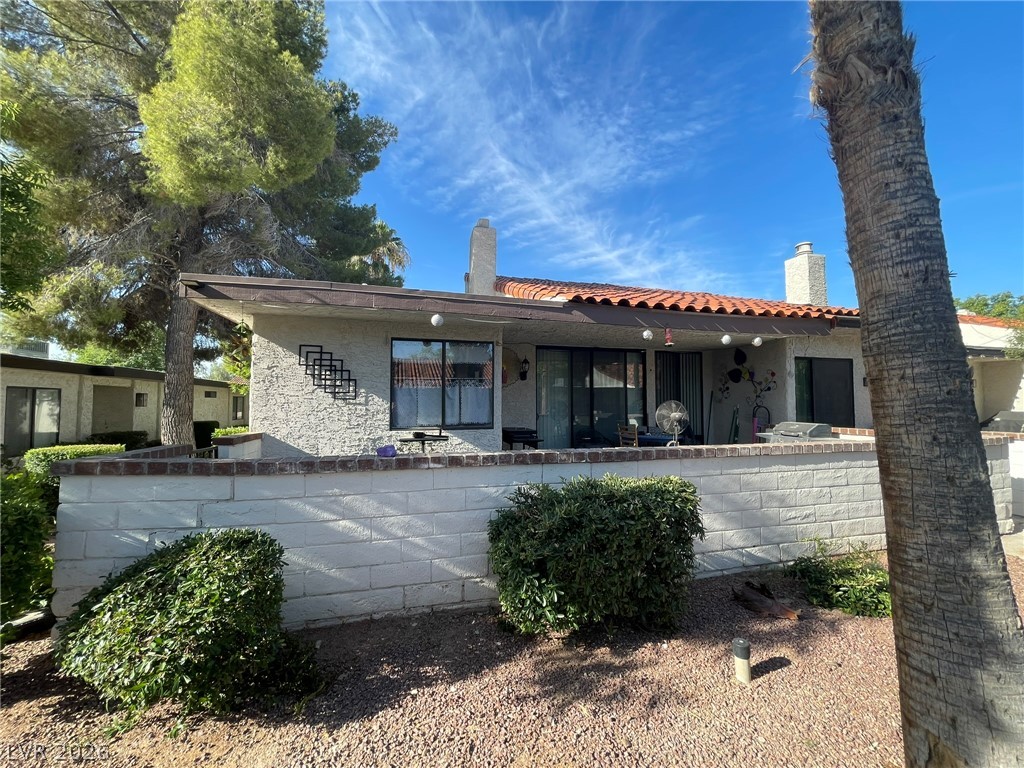 Photo 6 of 15, 2548 Malabar Avenue