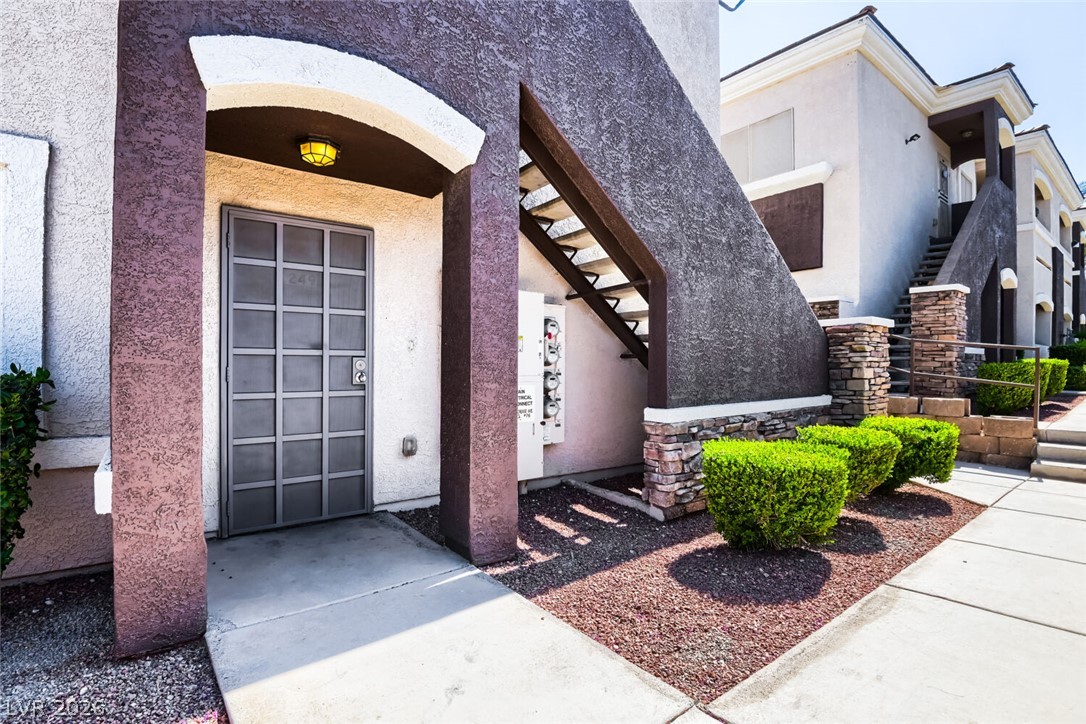 Photo 3 of 9303 Gilcrease Avenue #1249