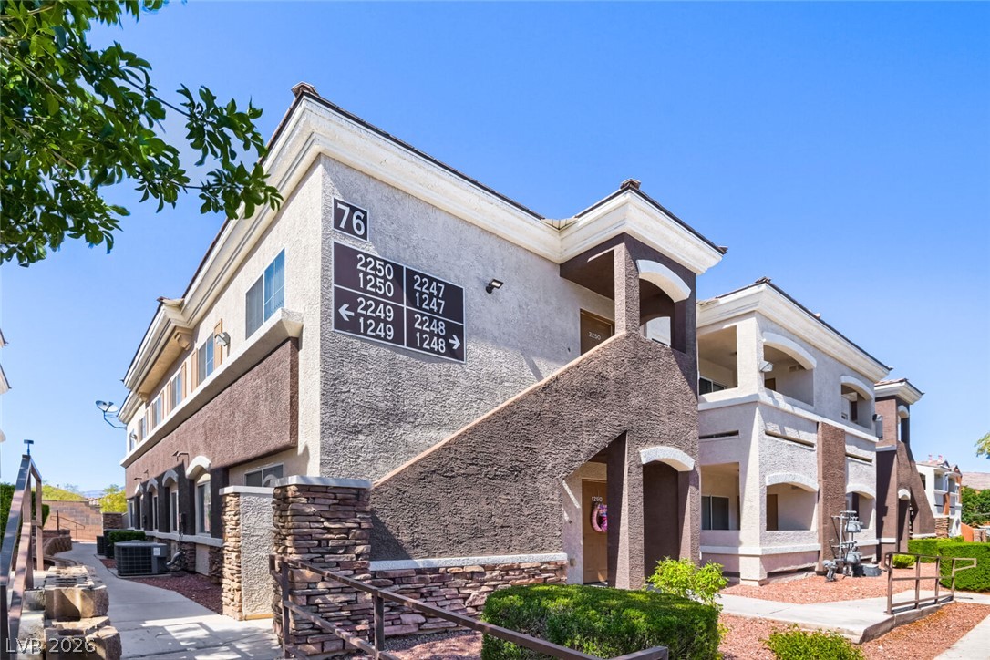 Photo 2 of 9303 Gilcrease Avenue #1249