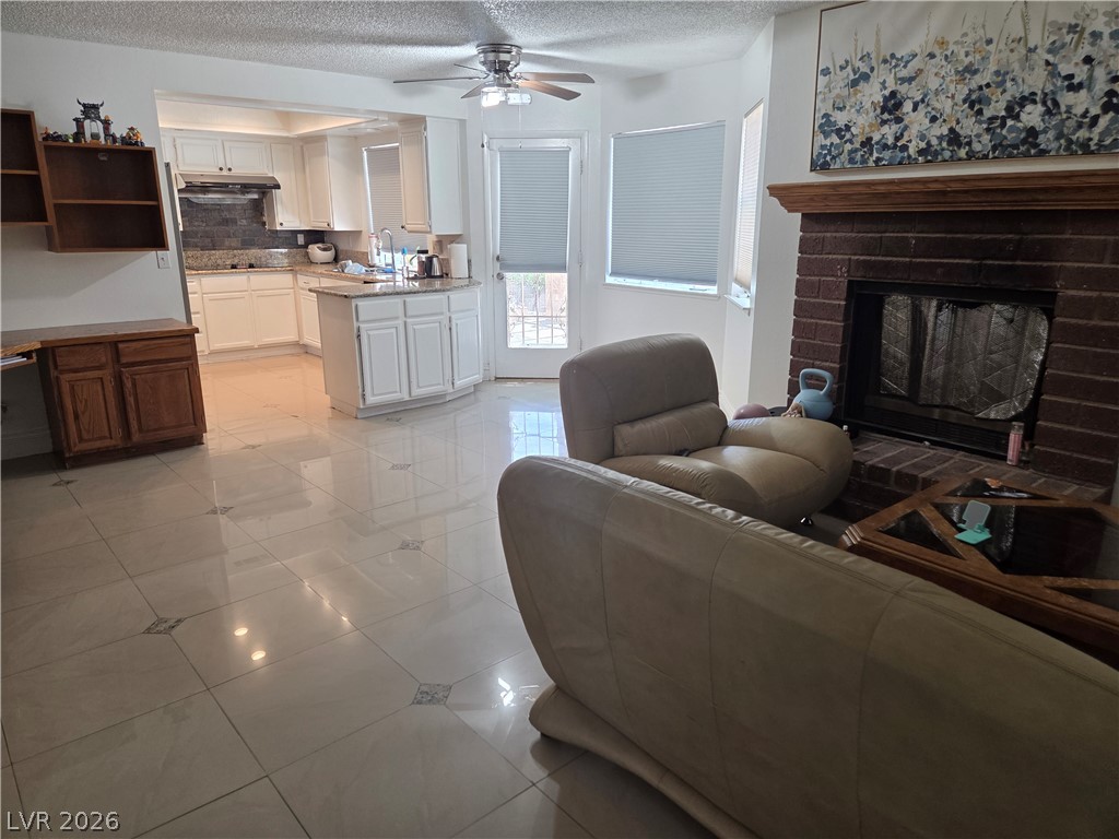 Photo 12 of 47, 6505 Vicuna Drive