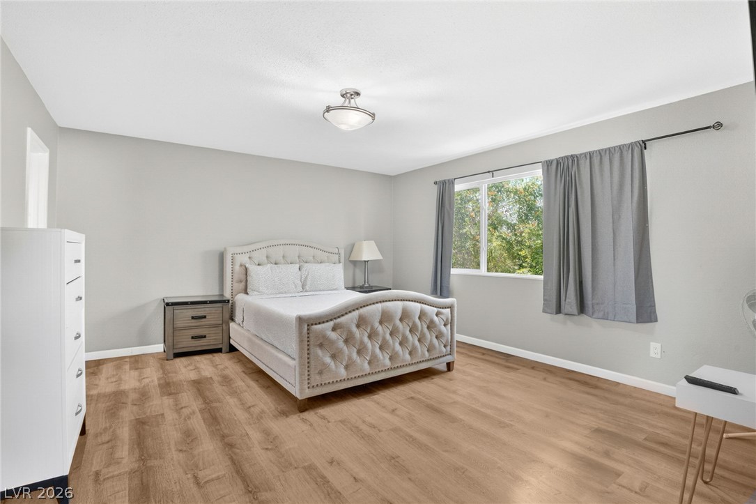 Photo 16 of 44, 4401 Parkchester Circle