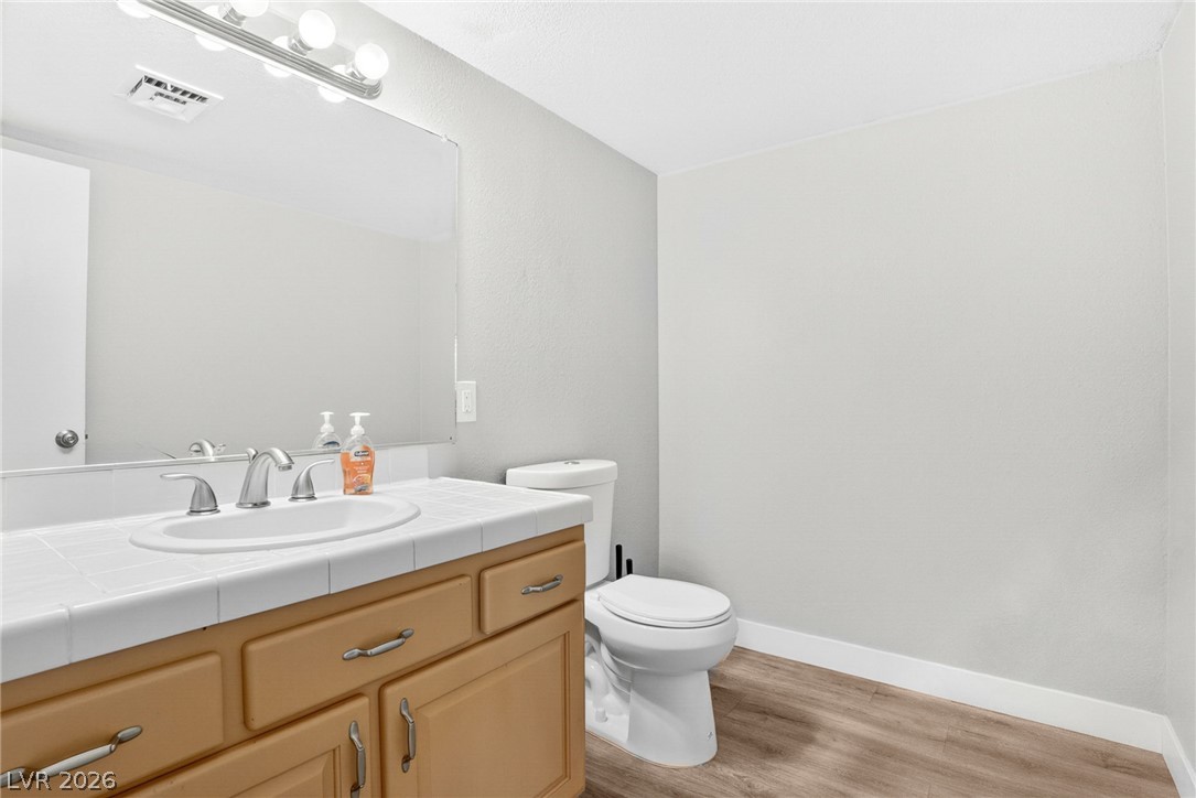 Photo 21 of 44, 4401 Parkchester Circle