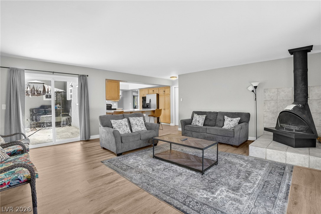 Photo 4 of 4401 Parkchester Circle