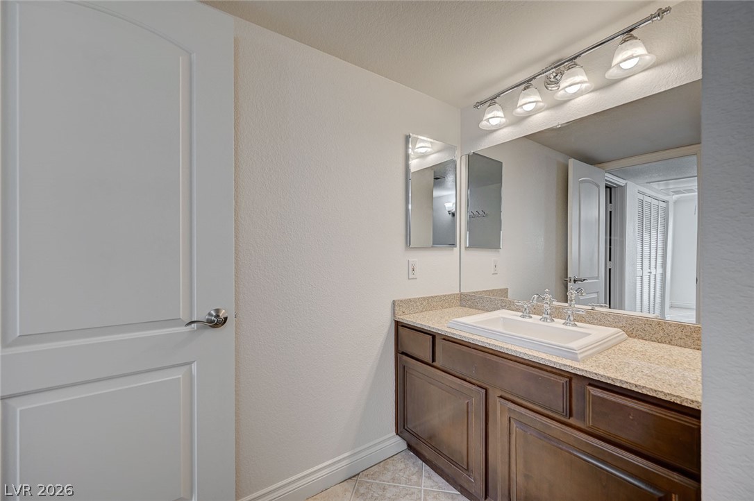 Photo 23 of 40, 8101 W Flamingo Road #2109